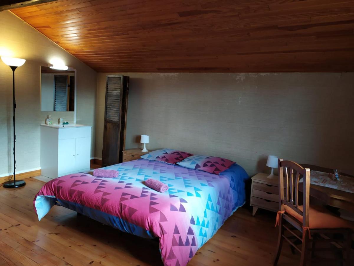 Chardon Bleu Appartement Chambre Cuisine Coin A Manger Sanitaires Salle D'Eau Barcelonnette Exteriér fotografie
